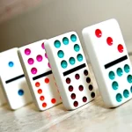 How to play dominoes and all the basic rules